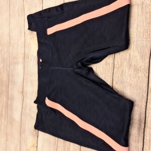 Under Armour exercise qtr zip and pant